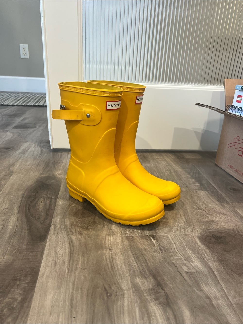 Hunter women’s Yellow Rain Boots - Classic Waterproof Wellies